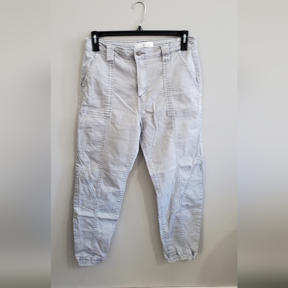 KanCan Light Gray Cargo Pants for women. size 28 EUC - Picture 2 of 6